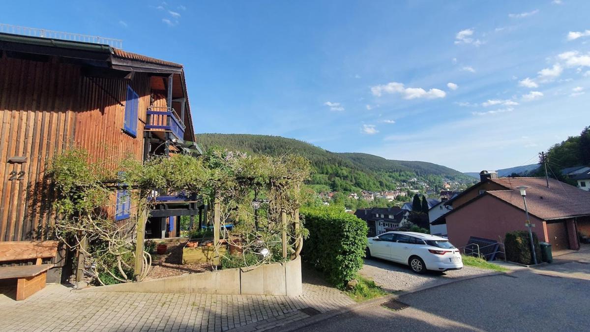 Kuckucksnest - Ferienwohnung Mit Traumblick Im Schwarzwald Bad Wildbad Exterior photo